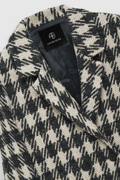 Anine BingDiana Blazer - Tan And Black 6 Anine BingDiana Blazer - Tan And Black -Viktoria & Woods shop AB DIANA BLAZER TAN AND BLACK PLAIDA 01 2001 281 0742 1700x 6b12e821 9cff 4419 8060 4e143c0f69fe@2x