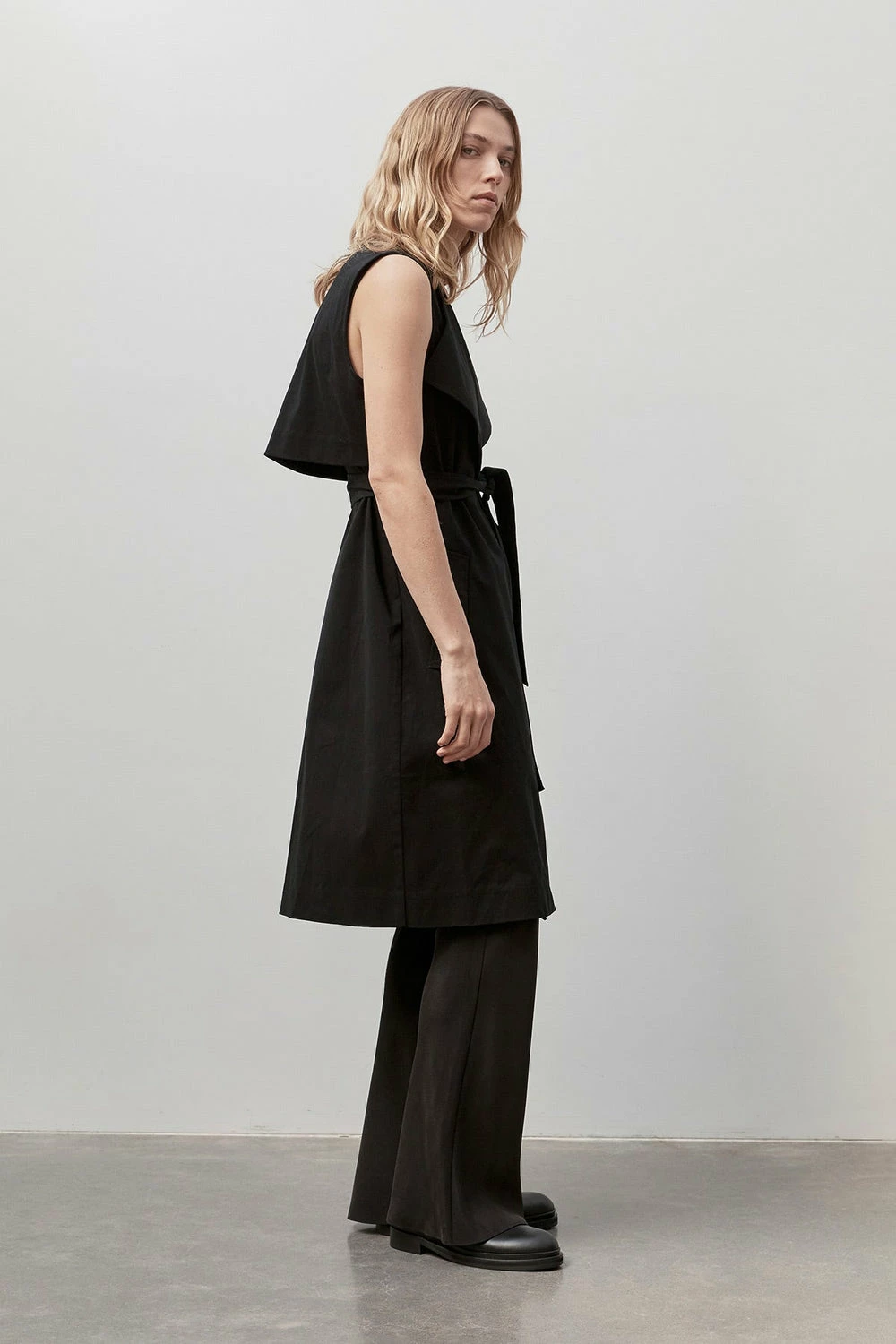 St. AgniLayered Trench - Black & Khaki 4 St. AgniLayered Trench - Black & Khaki - Image 4