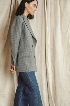 MahsaGentlewomen Blazer - Mini Houndstooth -Viktoria & Woods shop Mahsa Gentlewoman Blazer Mini Houndstooth Grey Black 7@2x scaled