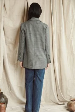 MahsaGentlewomen Blazer - Mini Houndstooth -Viktoria & Woods shop Mahsa Gentlewoman Blazer Mini Houndstooth Grey Black 8@2x scaled