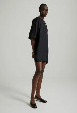 Jac + JackTilda Dress - Black -Viktoria & Woods shop TildaDressBlack 17089 2048x 0746224b 3a1e 4748 9c09 f5a2bb10814c@2x