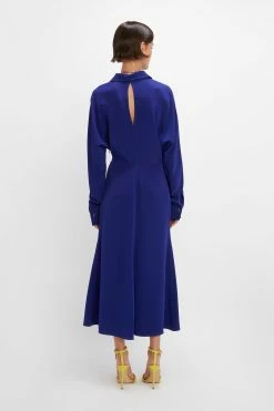 Victoria BeckhamWrap Front Dress - Electric Purple 9 Victoria BeckhamWrap Front Dress - Electric Purple -Viktoria & Woods shop VictoriaBeckham WrapFrontMidiDressInElectricPurple Purple 1123WDR004458A 2700 4050 247 WHITE LR Back Model3 JPG 1100x c266b05a ce3c 4d91 a366 faa3950ab32a@2x