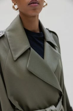 Musier ParisDorothee Trench - Khaki -Viktoria & Woods shop dorothee 6 1512x 9dc3ba04 9d97 4d59 87d0 9242d47e6829@2x