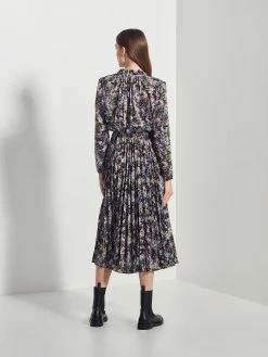 Juliette HoganAlyse Dress - Cosmos -Viktoria & Woods shop w JH 23.01 WC Alyse Dress Cosmos 759 003 2048x f6824812 afb2 4005 8bfd 32632889dec3@2x